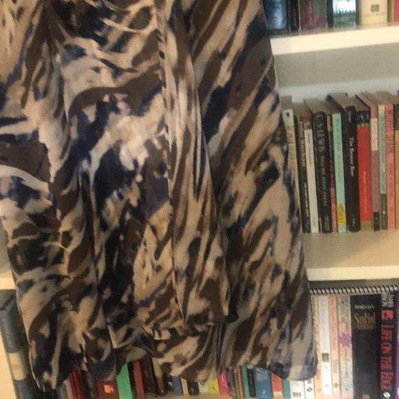 Ann Taylor size 6 dress. Brown/navy/beige pattern. Optional sash. - Picture 3 of 8